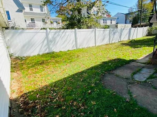 525 Harper Ave, Drexel Hill, PA 19026