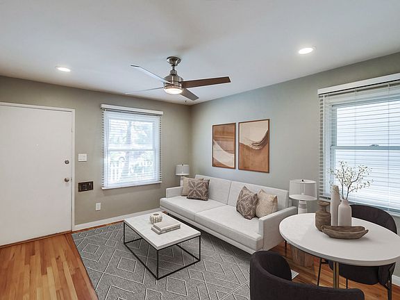 3rd image of 2026-2034 Meade Ave #2026