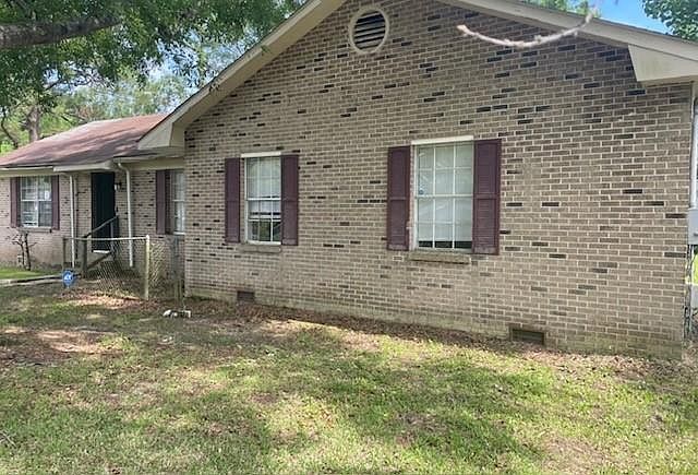1st image of 8625 Pine Street
