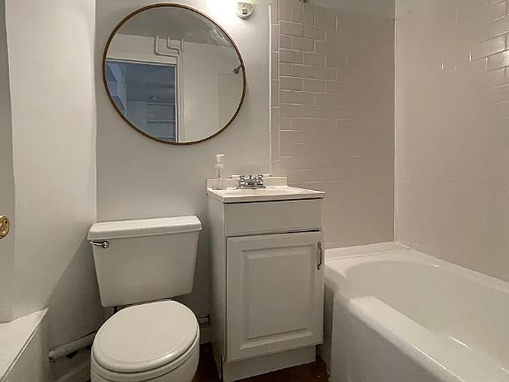 2nd image of 148 Linden St #1-297