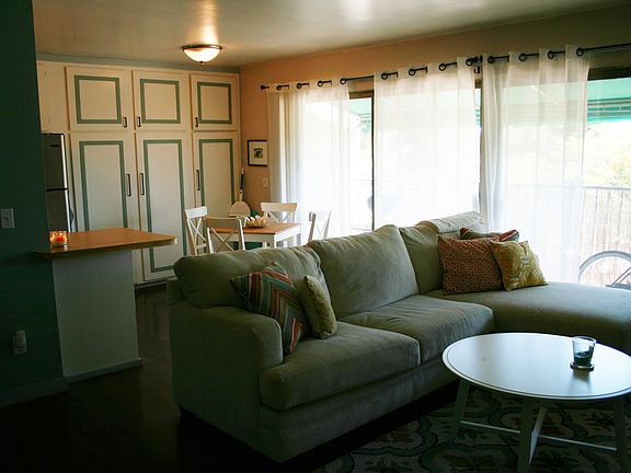 3rd image of 4404 Bond St #0