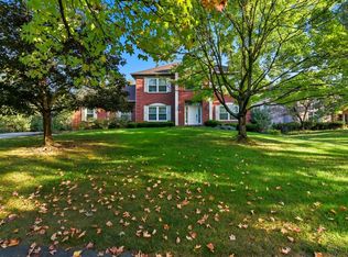 2 Clarke Ct, Cincinnati, OH 45246