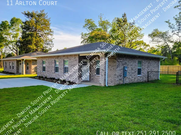 11 Arlton St, Brewton, AL 36426