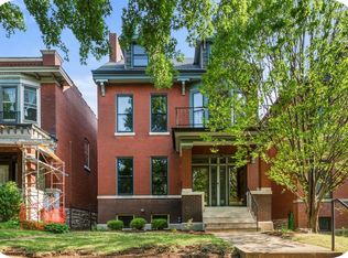 3880 Utah Pl, Saint Louis, MO 63116
