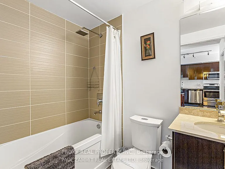 7167 Yonge St #621 — Photo 24