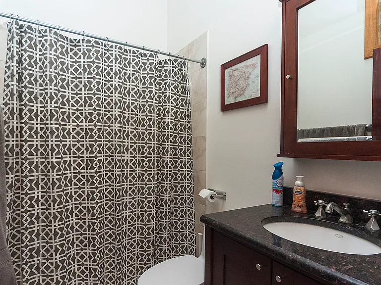 544 N Wells St #2 — Photo 2