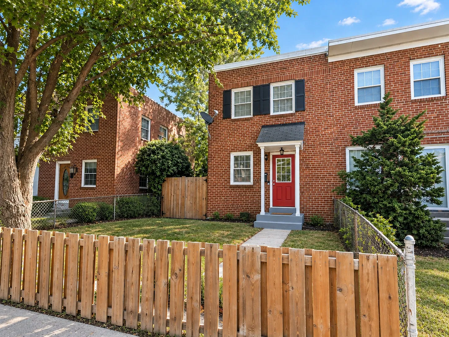 3 bed, 1024 sqft, $2,700 — Photo 1