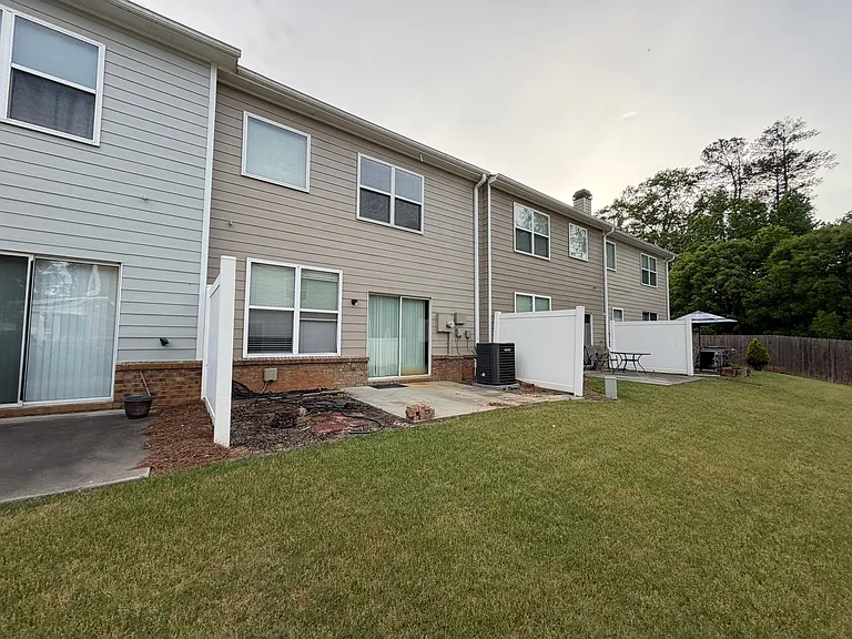 3433 Dianthus Ln — Photo 19