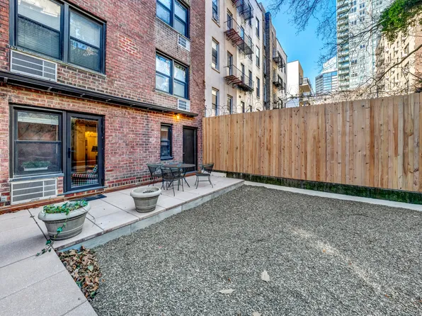 345 East 52nd Street image 1 of 7