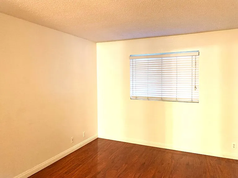 2410 N Towne Ave #3 — Photo 15