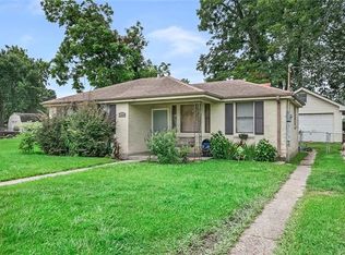 3104 Lloyds Ave, Chalmette, LA 70043