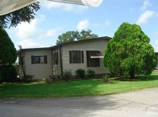 622 N Edgewater Dr, Plant City, FL 33565