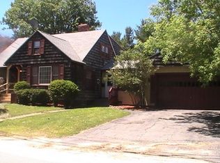 326 Oak Hill Rd, Fitchburg, MA 01420