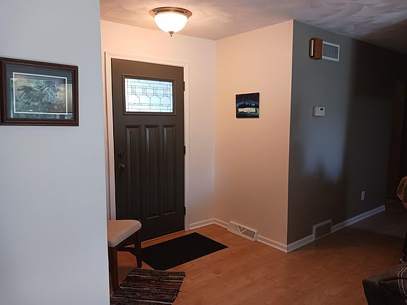 2nd image of 133 Joshua Dr