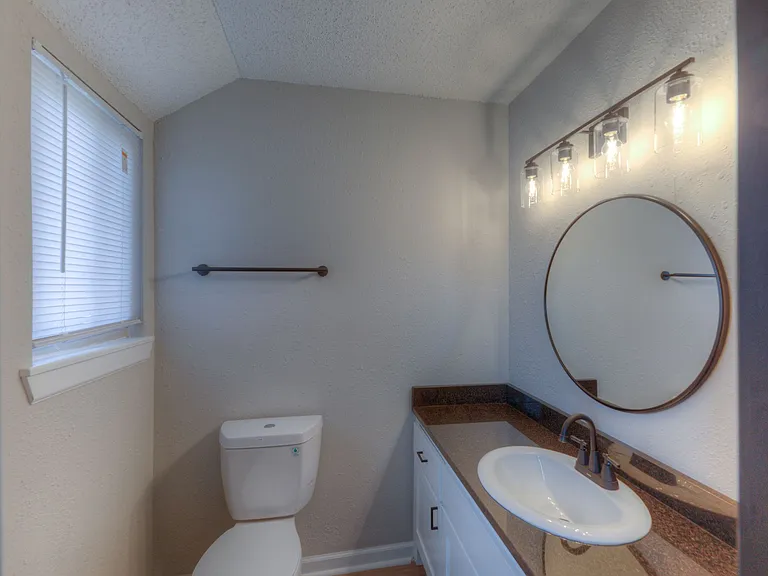 Windsor Village Townhomes — Photo 21