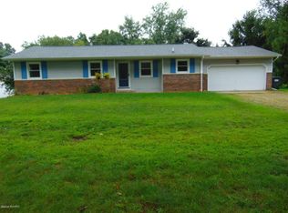 28171 62nd Ave, Lawton, MI 49065