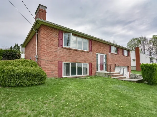 35 Worcester St, Methuen, MA 01844