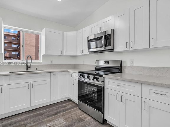 3rd image of 10101 W Okeechobee Rd APT 16202