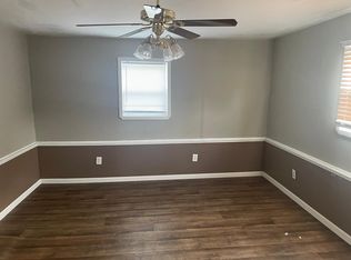 208 S East St, Kinston, NC 28501