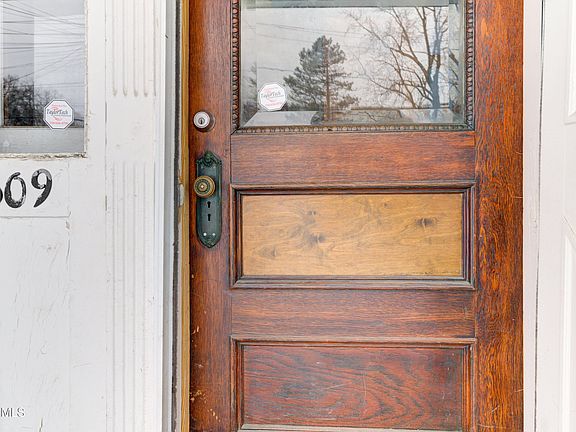 5th image of 609 McClellan Street