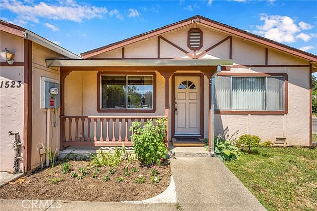 1st image of 1523 Orchid Way