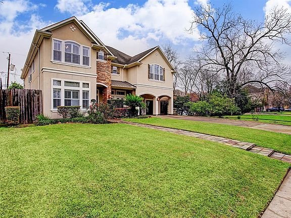 2nd image of 4620 Mimosa Dr