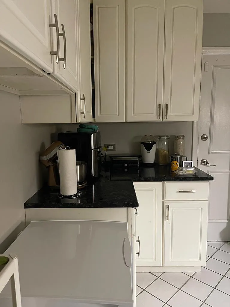 2 bed, 1164 sqft, $2,300 — Photo 2