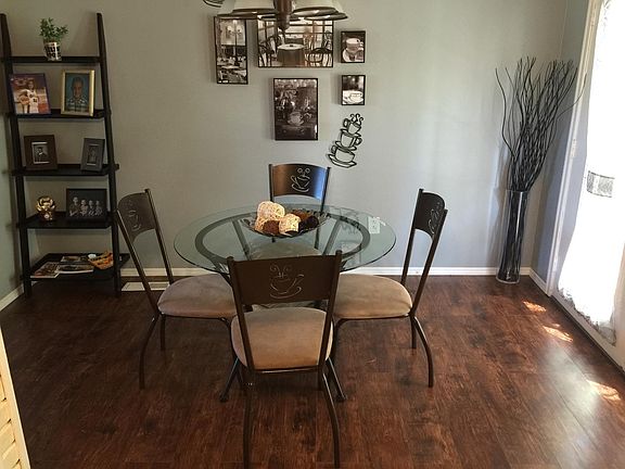 Dining Room (Updated Floor!)
