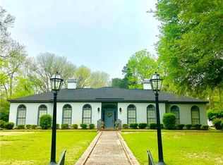 403 Drayton Dr, Selma, AL 36701