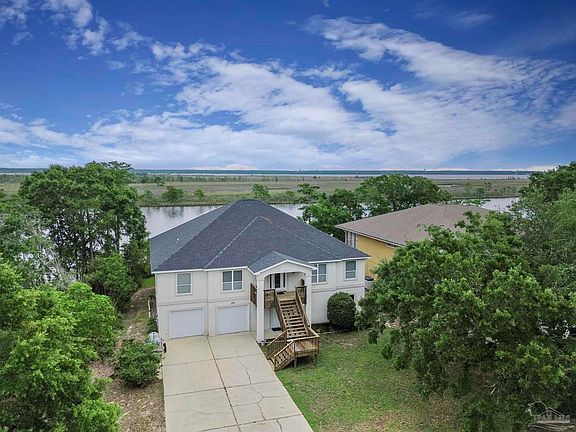 2nd image of 2120 Maria Cir