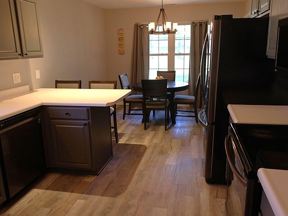 5th image of 1805 Redbud Ct