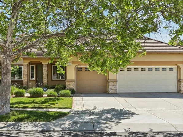 1704 Golden Way, Beaumont, CA 92223