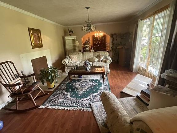 2nd image of 100 Mount Pleasant Rd