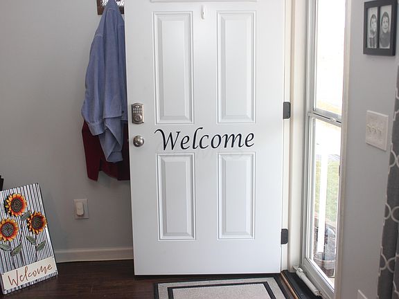 3rd image of 4419 Chanterelle Dr
