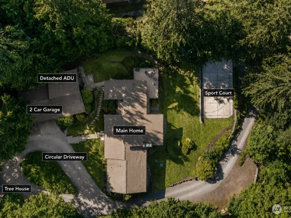 25007 SE Mirrormont Way, Issaquah, WA 98027