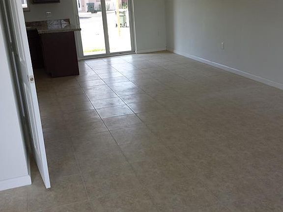 5th image of 1854 NW 143rd Ter