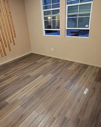 4th image of 5055 Manzano St