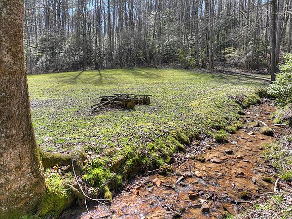 4th image of 3693 Boardtown Rd