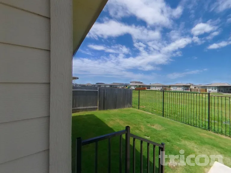 5116 Saddle Club Dr — Photo 16