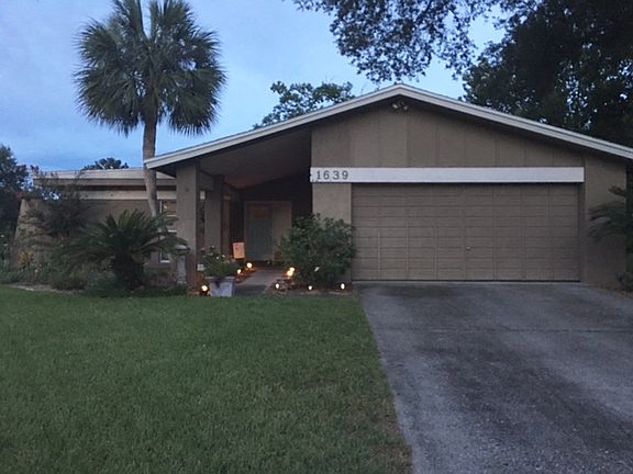 2nd image of 1639 Rose Dr