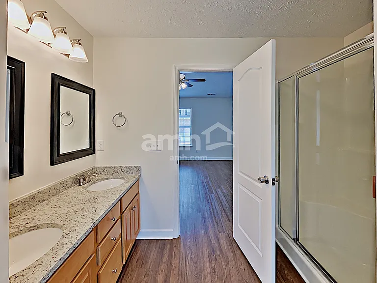 114 Judson Dr — Photo 11