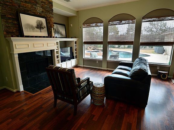 Formal Living Room Overlooking Pool