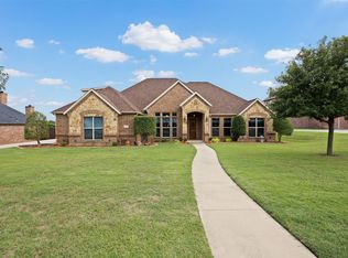 8230 Glenwick Dr, Waxahachie, TX 75167