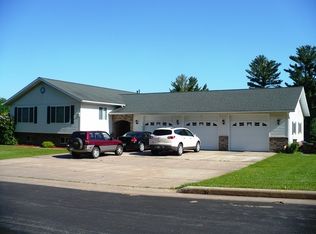 408 S Schofield Ave, Greenwood, WI 54437
