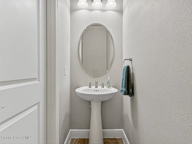 8019 Marquette Dr — Photo 26