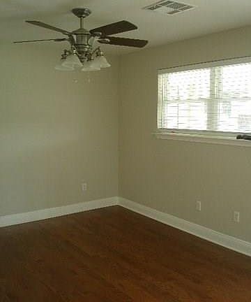 3rd image of 6235 Bellaire Dr