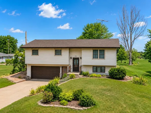 353 E Cumberland St, Berlin, WI 54923