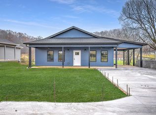 1805 Rock Springs Rd, Kingsport, TN 37664