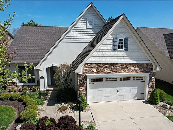 2nd image of 6035 Meadow Lake Dr