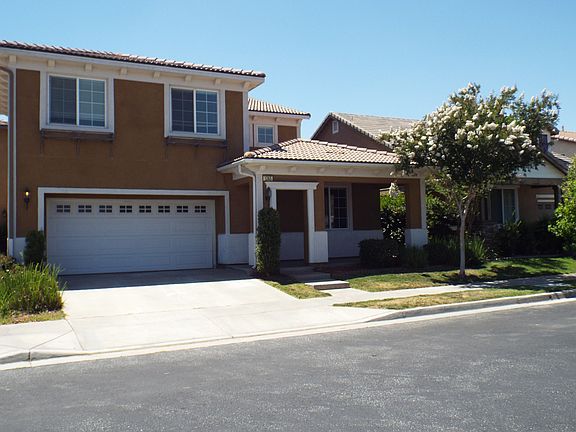 2nd image of 1265 Lavender Ln